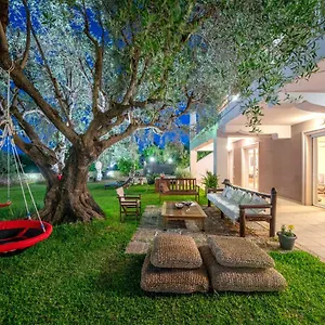 Casa vacanze Cicada, Karavádhos